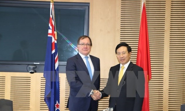 Vietnam, New Zealand foreign ministers meet in Auckland