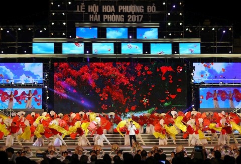 Flamboyant Festival jubilantly celebrated in Hai Phong