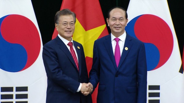President meets Lao, Cambodian, Republic of Korean leaders 