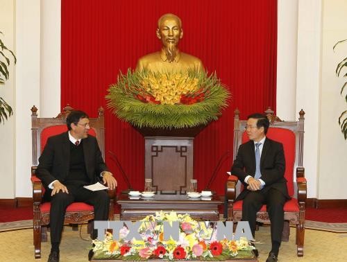 Cuban Communist Party delegation received in Hanoi