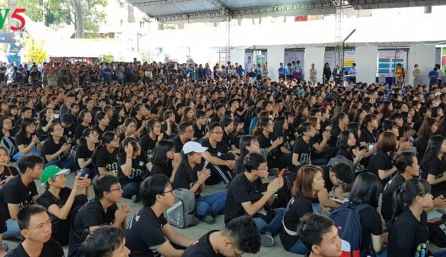 2,000 people join Earth Hour campaign launch