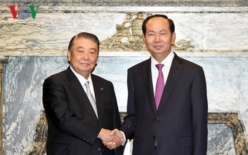President calls for further legislative exchanges with Japan 