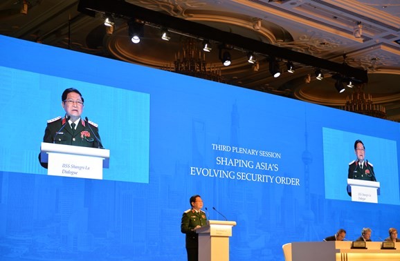 Shangri-La Dialogue: Vietnam affirms self-reliance, cooperation, obedience to international law 