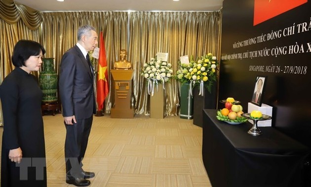 Tribute-paying ceremonies for Vietnamese President held overseas