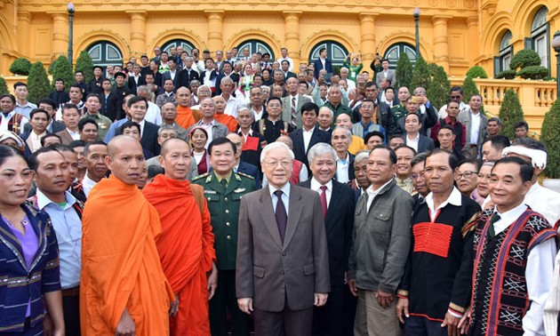 Ethnic elders contribute to border security, national defense: Party chief and President 