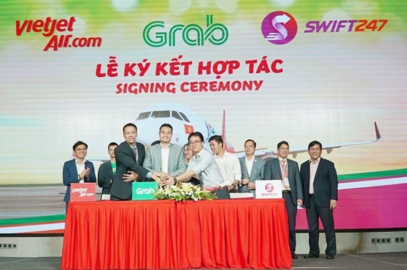 Vietjet, Swift 247, Grab to develop solutions for road, air mobility 
