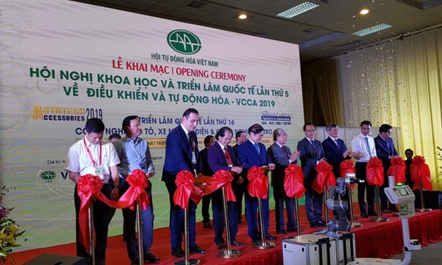 Vietnam International Conference and Exhibition on Control and Automation opens