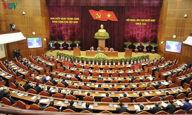 Announcement of Party Central Committee’s 11th plenum