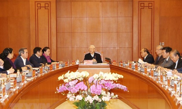 Party leader and President chairs meeting on documents of 13th National Party Congress