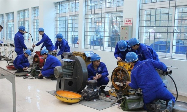 October 4  designated as Vietnam Labor Skills Day