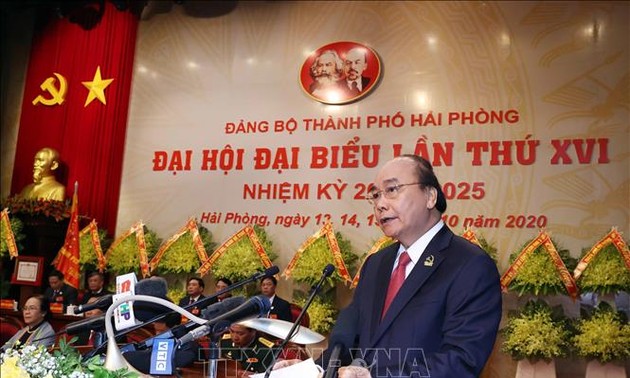 PM urges Hai Phong to capitalize on advantages to become a green service center