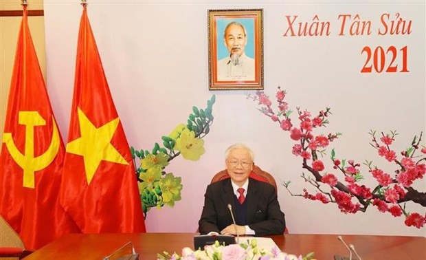 Vietnam's Party chief and President holds phone talks with newly-elected Party chief of Laos 