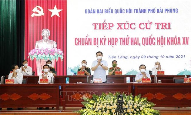 National Assembly Chairman meets voters in Hai Phong city