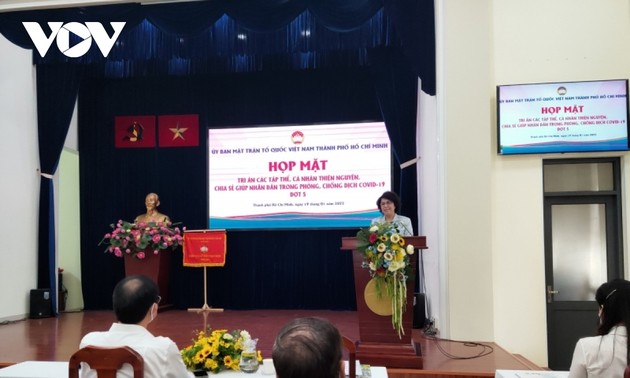 Ho Chi Minh City praises humanitarian groups in pandemic control