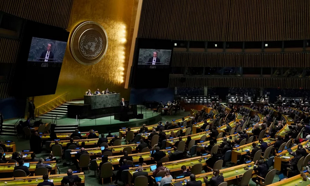 UN General Assembly adopts resolution urging Russia to withdraw troops from Ukraine