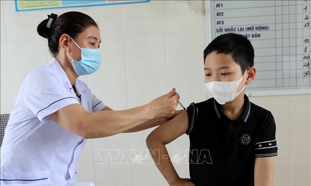 Vietnam records 1,587 new COVID-19 cases on Friday 