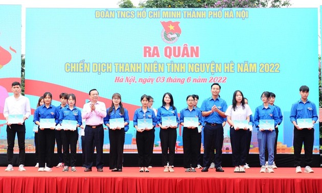 Hanoi Youth Union launches volunteer summer campaign 