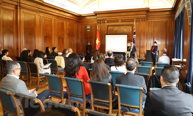 Vietnamese trade and products introduced in Nottingham 