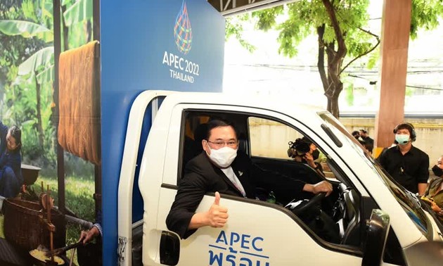 “Roving APEC 2022 Exhibition” visits all provinces in Thailand