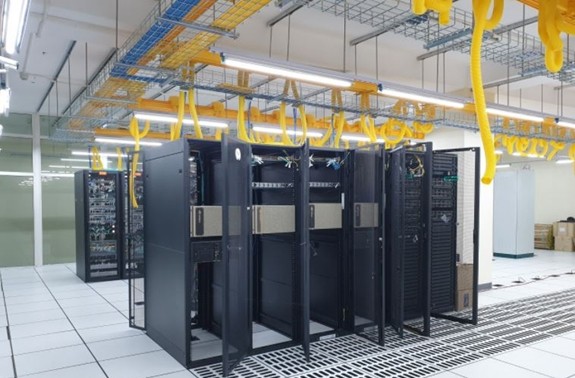 Vietnam has opportunity for data centers to thrive, foreign media says