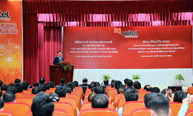 NA Chairman visits Star Telecom, a Vietnam-Laos joint venture