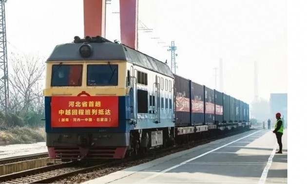 First cargo train from Hanoi reaches northern Chinese province