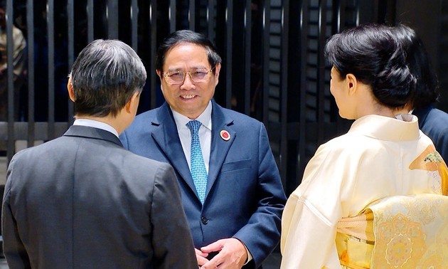 Prime Minister meets Japanese Emperor and Empress