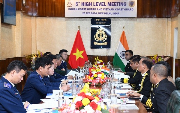 Vietnam, India coast guards meet on strengthening cooperation