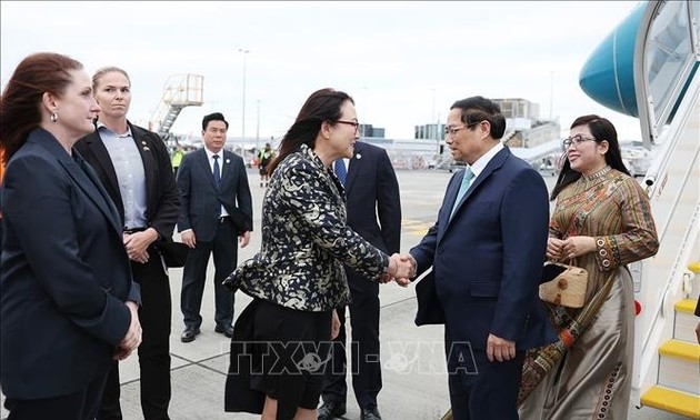 PM in Auckland for official visit to New Zealand