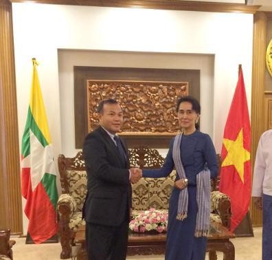 越南外交部副部长武鸿南对缅甸进行工作访问 