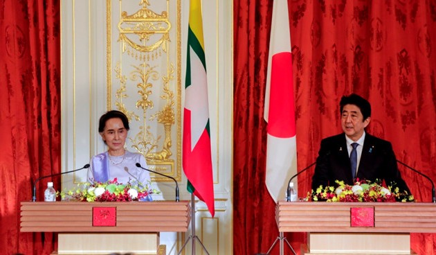 日本承诺为帮助缅甸发展国家提供77亿美元的援助  