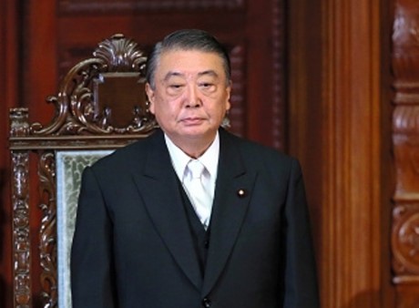 日本国会众议院议长大岛理森开始对越南进行正式访问  