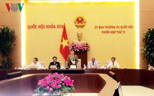 越南14届国会常委会13次会议开幕  