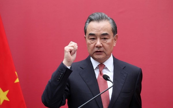 中国国务委员兼外长王毅：中美不应用冷战思维看待对方