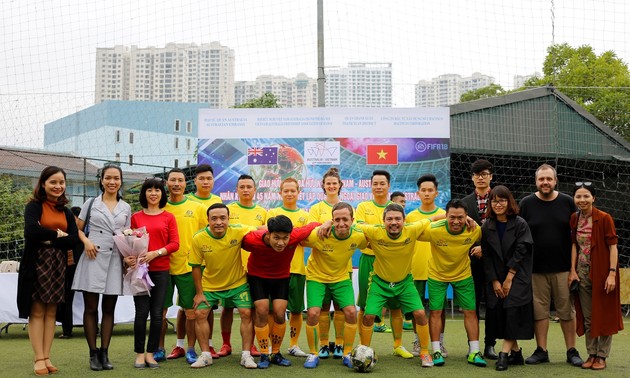 庆祝越南与澳大利亚建交45周年足球友谊赛