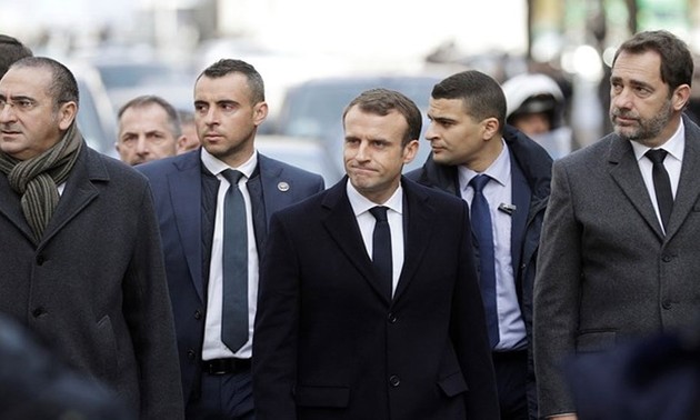  法国总统呼吁反对派要有责任感