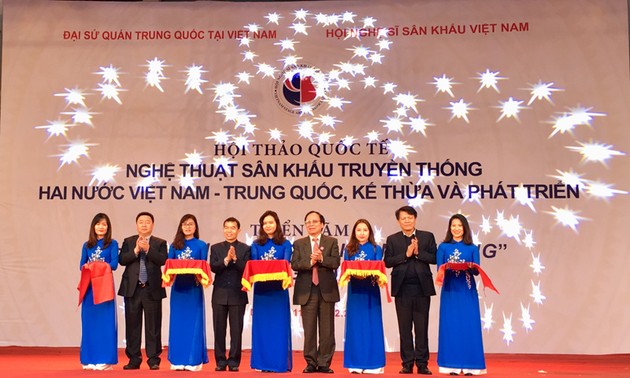 越南与中国分享传统舞台艺术发展经验