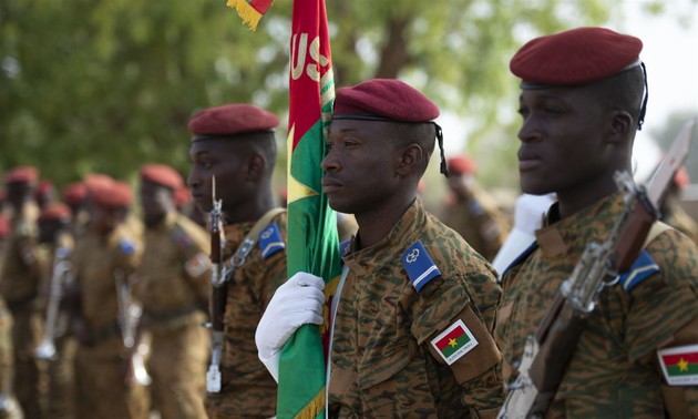 美国与非洲在撒哈拉沙漠举行大规模联合军演