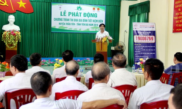 越南安沛省发起2019年家庭节约用电竞赛运动