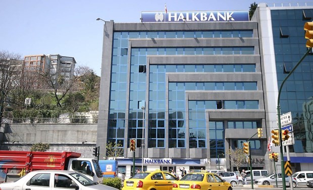 美国指控土耳其国家银行违反美国对伊朗的制裁令