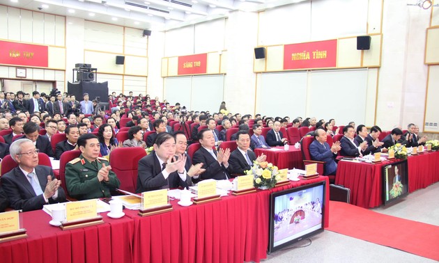 阮春福：2020年初越南将公布国家数字转型战略