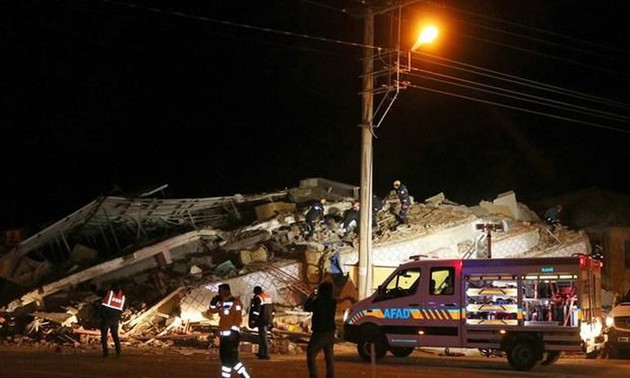 土耳其发生六点八级地震：伤亡人数较大