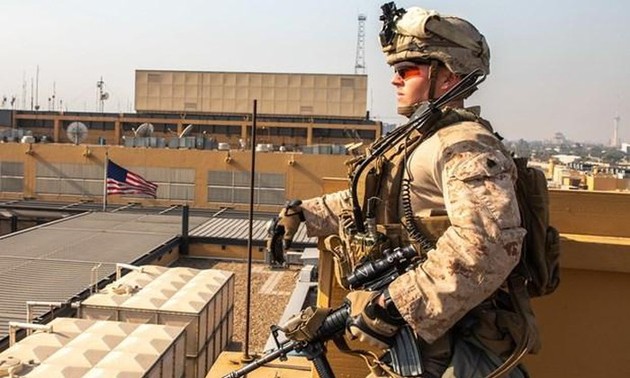 美国与伊拉克讨论把外国士兵撤出伊拉克