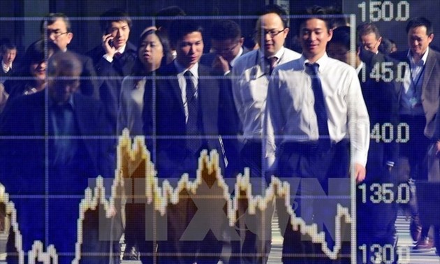 Рынок Азии позитивно отреагировал на решение ФМС о повышении процентных ставок  