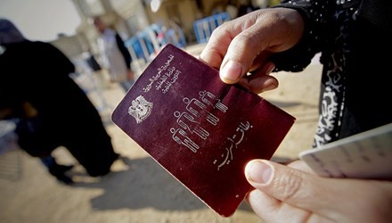 Террористы ИГ въезжают в Европу по захваченным паспортам