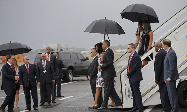 Президент США Барак Обама начал официальный визит на Кубу