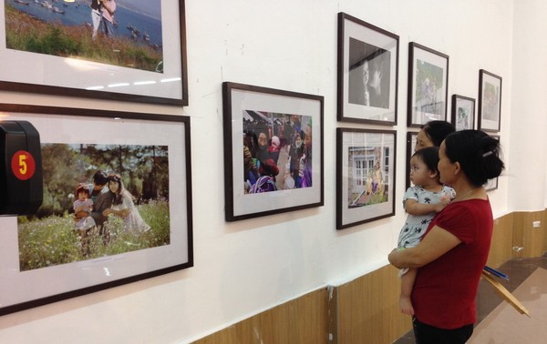 В Ханое проходят различные мероприятия в честь Дня вьетнамской семьи