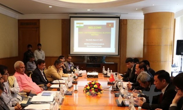 Вьетнам и Индия активизируют сотрудничество в области почтовой связи и телекоммуникаций