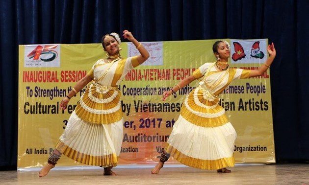 Открылся 9-й фестиваль дружбы между народами Вьетнама и Индии