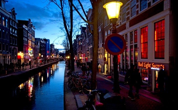 В Амстердаме произошла стрельба, есть пострадавшие